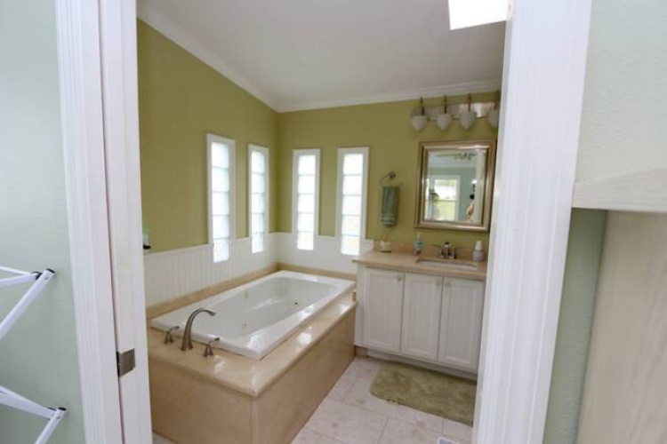 5445 Kingsbridge Dr, Sarasota, Florida 34241, 2 Bedrooms Bedrooms, ,2 BathroomsBathrooms,Mobile/manufactured,For Sale,Kingsbridge Dr,11674079