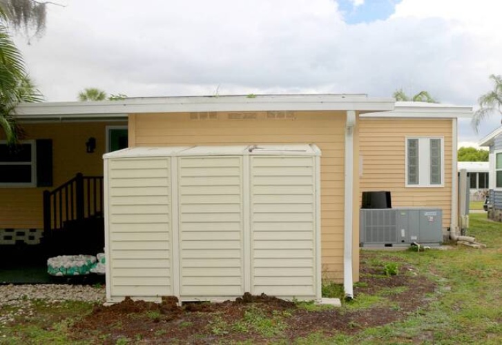 5445 Kingsbridge Dr, Sarasota, Florida 34241, 2 Bedrooms Bedrooms, ,2 BathroomsBathrooms,Mobile/manufactured,For Sale,Kingsbridge Dr,11674079