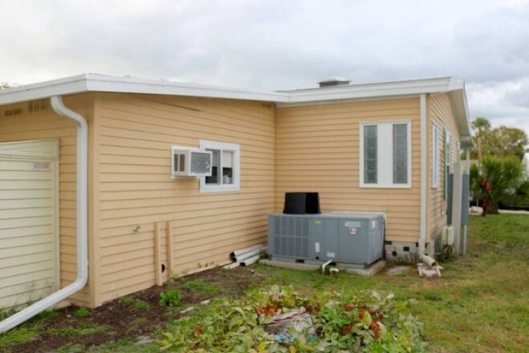 5445 Kingsbridge Dr, Sarasota, Florida 34241, 2 Bedrooms Bedrooms, ,2 BathroomsBathrooms,Mobile/manufactured,For Sale,Kingsbridge Dr,11674079