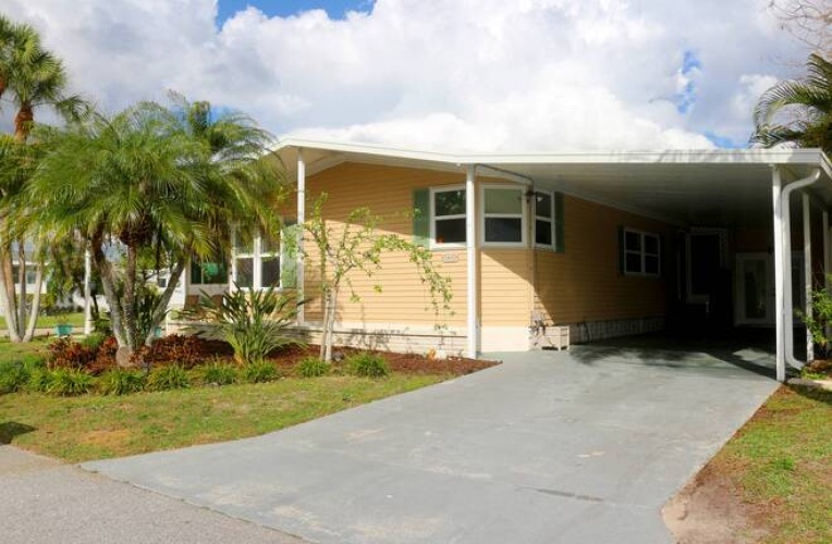 5445 Kingsbridge Dr, Sarasota, Florida 34241, 2 Bedrooms Bedrooms, ,2 BathroomsBathrooms,Mobile/manufactured,For Sale,Kingsbridge Dr,11674079