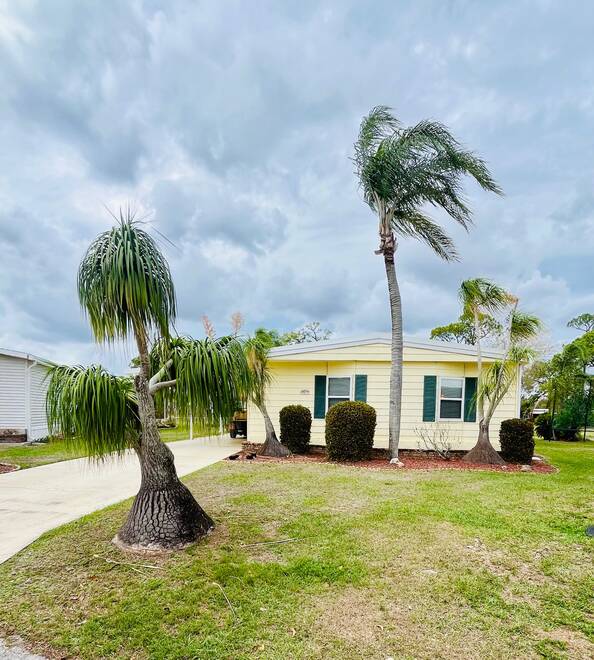19279 Meadowbrook Ct., North Fort Myers, Florida 33903, 2 Bedrooms Bedrooms, ,2 BathroomsBathrooms,Mobile/manufactured,For Sale,Meadowbrook Ct.,11675798