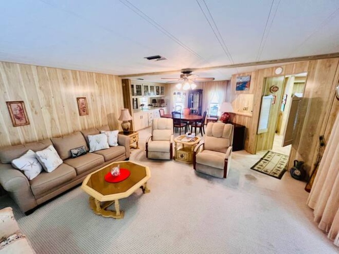 19279 Meadowbrook Ct., North Fort Myers, Florida 33903, 2 Bedrooms Bedrooms, ,2 BathroomsBathrooms,Mobile/manufactured,For Sale,Meadowbrook Ct.,11675798