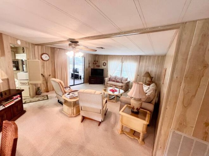 19279 Meadowbrook Ct., North Fort Myers, Florida 33903, 2 Bedrooms Bedrooms, ,2 BathroomsBathrooms,Mobile/manufactured,For Sale,Meadowbrook Ct.,11675798