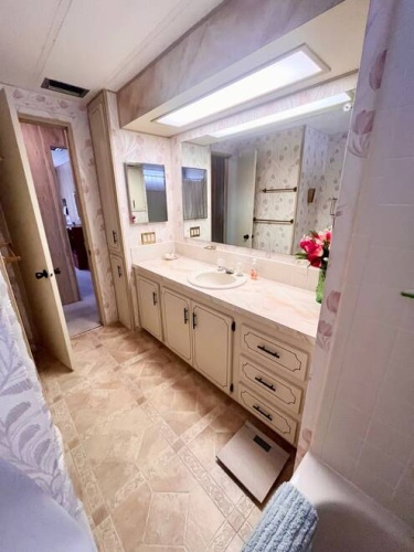 19279 Meadowbrook Ct., North Fort Myers, Florida 33903, 2 Bedrooms Bedrooms, ,2 BathroomsBathrooms,Mobile/manufactured,For Sale,Meadowbrook Ct.,11675798