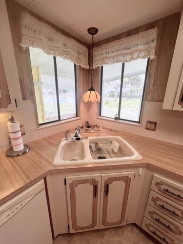 19279 Meadowbrook Ct., North Fort Myers, Florida 33903, 2 Bedrooms Bedrooms, ,2 BathroomsBathrooms,Mobile/manufactured,For Sale,Meadowbrook Ct.,11675798