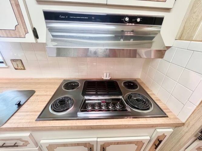 19279 Meadowbrook Ct., North Fort Myers, Florida 33903, 2 Bedrooms Bedrooms, ,2 BathroomsBathrooms,Mobile/manufactured,For Sale,Meadowbrook Ct.,11675798