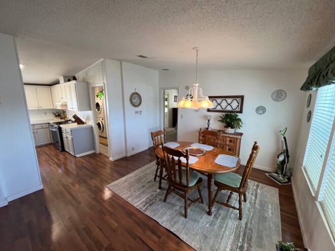 10843 Moss Creek Ct, North Fort Myers, Florida 33903, 3 Bedrooms Bedrooms, ,2 BathroomsBathrooms,Mobile/manufactured,For Sale,Moss Creek Ct,11676672