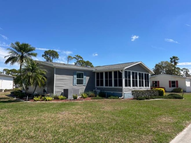 10843 Moss Creek Ct, North Fort Myers, Florida 33903, 3 Bedrooms Bedrooms, ,2 BathroomsBathrooms,Mobile/manufactured,For Sale,Moss Creek Ct,11676672