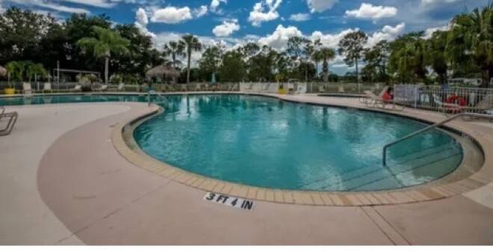 10843 Moss Creek Ct, North Fort Myers, Florida 33903, 3 Bedrooms Bedrooms, ,2 BathroomsBathrooms,Mobile/manufactured,For Sale,Moss Creek Ct,11676672