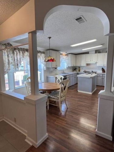 10843 Moss Creek Ct, North Fort Myers, Florida 33903, 3 Bedrooms Bedrooms, ,2 BathroomsBathrooms,Mobile/manufactured,For Sale,Moss Creek Ct,11676672