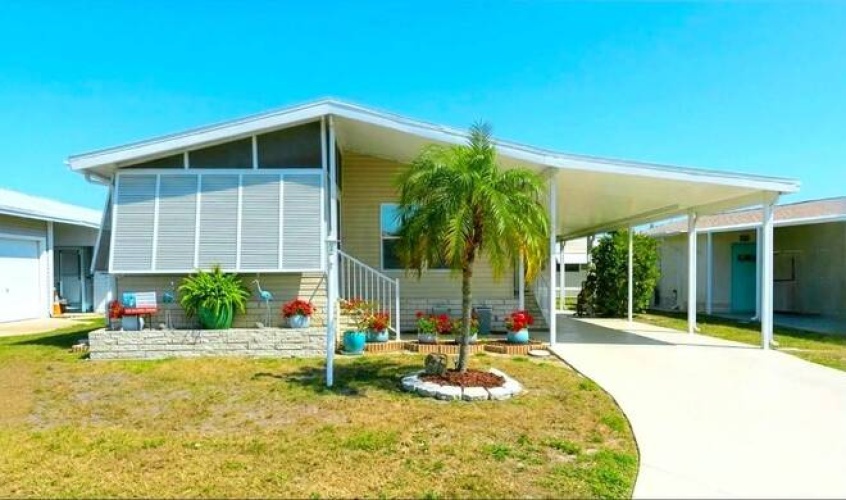 240 Allamanda Circle, Venice, Florida 34285, 2 Bedrooms Bedrooms, ,2 BathroomsBathrooms,Mobile/manufactured,For Sale,Allamanda Circle,11677850