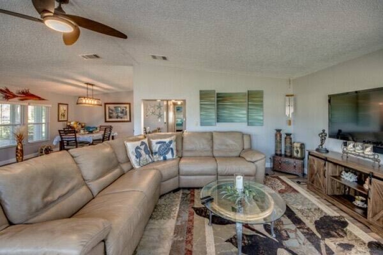 10691 Eagle Trace Ct., North Fort Myers, Florida 33903, 2 Bedrooms Bedrooms, ,2 BathroomsBathrooms,Mobile/manufactured,For Sale,Eagle Trace Ct.,11681224