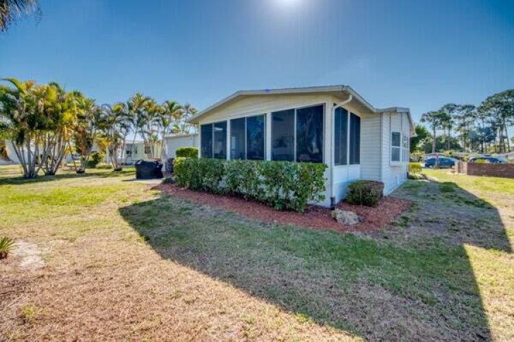 10691 Eagle Trace Ct., North Fort Myers, Florida 33903, 2 Bedrooms Bedrooms, ,2 BathroomsBathrooms,Mobile/manufactured,For Sale,Eagle Trace Ct.,11681224