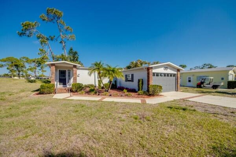 10691 Eagle Trace Ct., North Fort Myers, Florida 33903, 2 Bedrooms Bedrooms, ,2 BathroomsBathrooms,Mobile/manufactured,For Sale,Eagle Trace Ct.,11681224