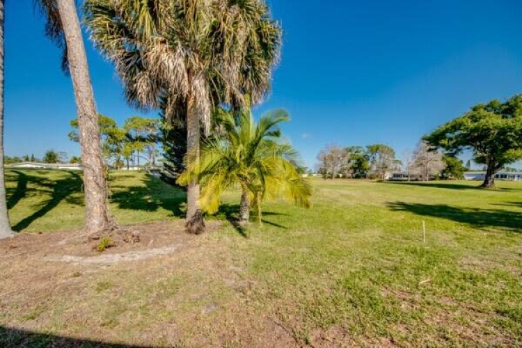 10691 Eagle Trace Ct., North Fort Myers, Florida 33903, 2 Bedrooms Bedrooms, ,2 BathroomsBathrooms,Mobile/manufactured,For Sale,Eagle Trace Ct.,11681224