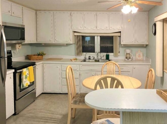 28 Bliss Rd, Venice, Florida 34285, 2 Bedrooms Bedrooms, ,2 BathroomsBathrooms,Mobile/manufactured,For Sale,Bliss Rd,11681241