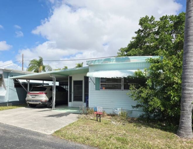 8705 S Tamiami Trail 2nd St, Sarasota, Florida 34238, 1 Bedroom Bedrooms, ,1 BathroomBathrooms,Mobile/manufactured,For Sale,S Tamiami Trail 2nd St,11683944