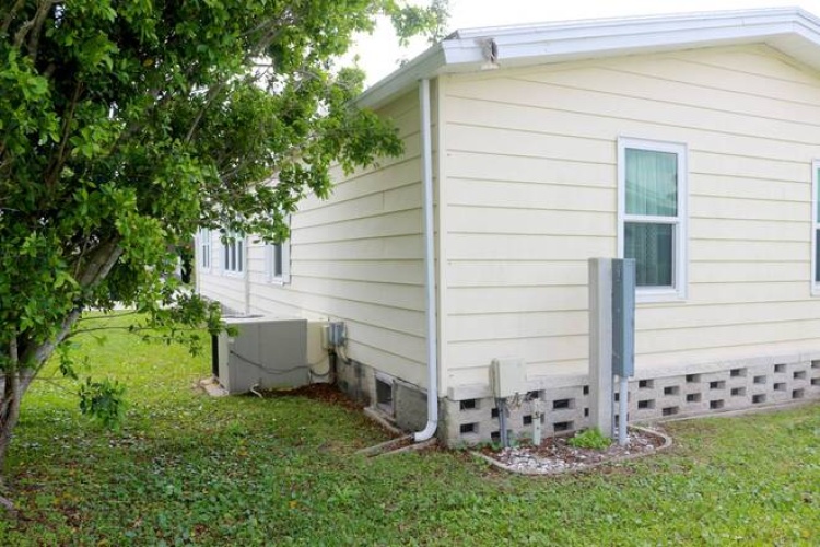 6357 Lichfield Ln, Sarasota, Florida 34241, 2 Bedrooms Bedrooms, ,2 BathroomsBathrooms,Mobile/manufactured,For Sale,Lichfield Ln,11684927