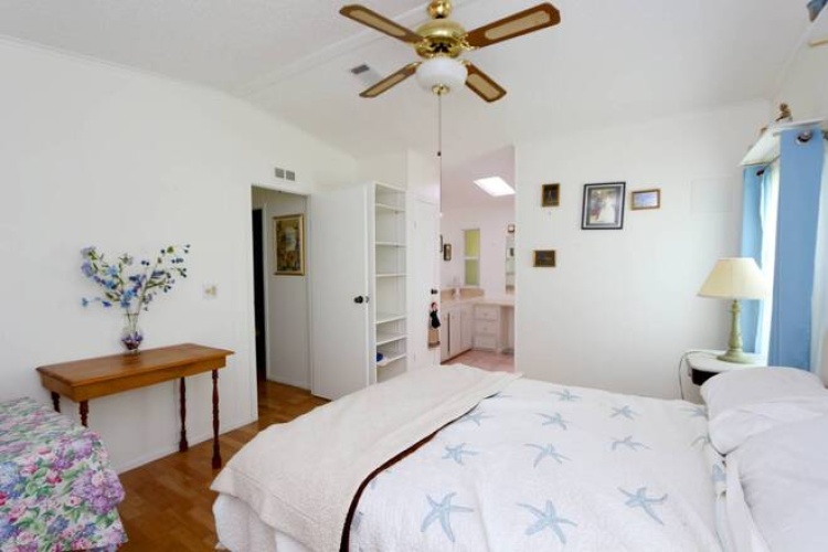 6357 Lichfield Ln, Sarasota, Florida 34241, 2 Bedrooms Bedrooms, ,2 BathroomsBathrooms,Mobile/manufactured,For Sale,Lichfield Ln,11684927