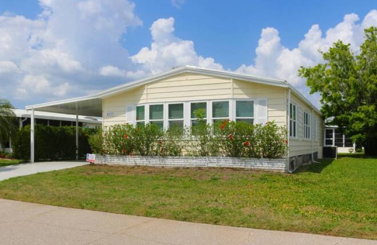 6357 Lichfield Ln, Sarasota, Florida 34241, 2 Bedrooms Bedrooms, ,2 BathroomsBathrooms,Mobile/manufactured,For Sale,Lichfield Ln,11684927