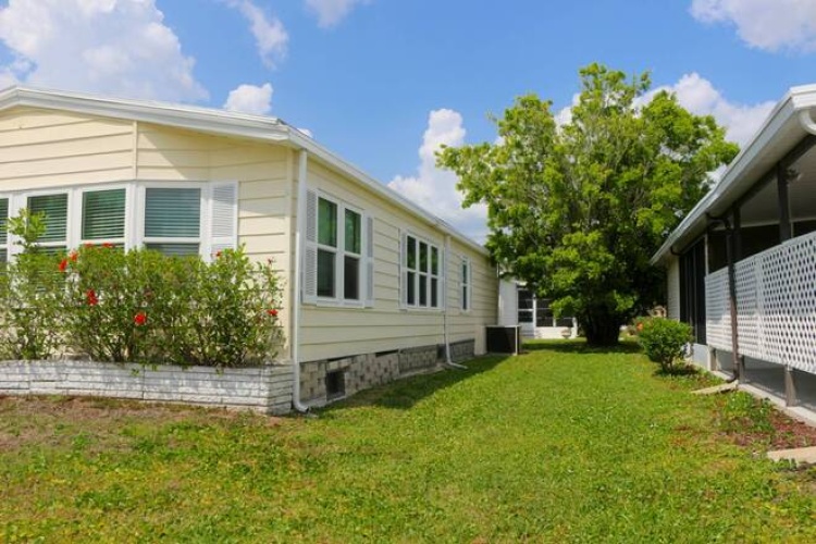 6357 Lichfield Ln, Sarasota, Florida 34241, 2 Bedrooms Bedrooms, ,2 BathroomsBathrooms,Mobile/manufactured,For Sale,Lichfield Ln,11684927