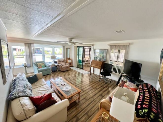 19172 Harbor Tree Ct., North Fort Myers, Florida 33903, 2 Bedrooms Bedrooms, ,2 BathroomsBathrooms,Mobile/manufactured,For Sale,Harbor Tree Ct.,11685464