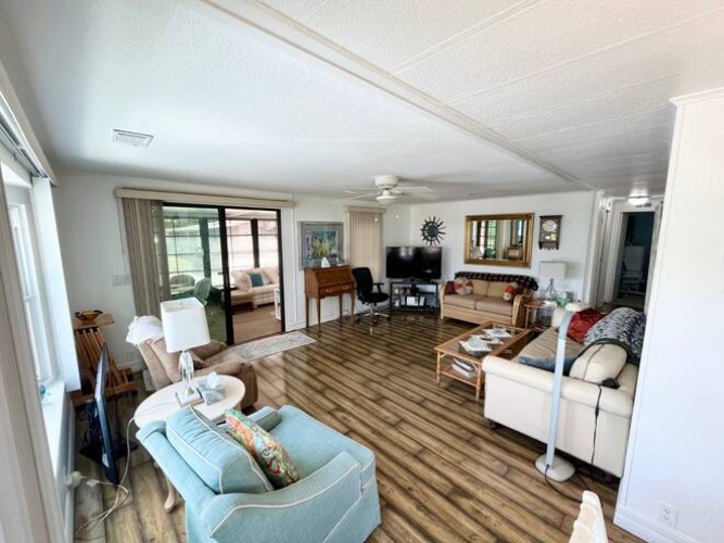 19172 Harbor Tree Ct., North Fort Myers, Florida 33903, 2 Bedrooms Bedrooms, ,2 BathroomsBathrooms,Mobile/manufactured,For Sale,Harbor Tree Ct.,11685464