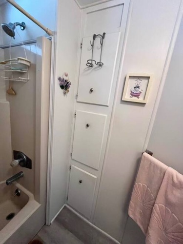 19436 Bermuda Ct., North Fort Myers, Florida 33903, 2 Bedrooms Bedrooms, ,1 BathroomBathrooms,Mobile/manufactured,For Sale,Bermuda Ct.,11686212