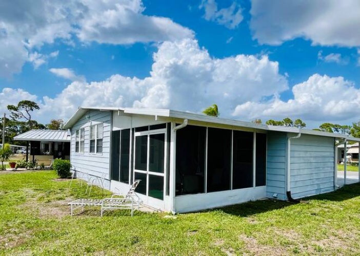 19436 Bermuda Ct., North Fort Myers, Florida 33903, 2 Bedrooms Bedrooms, ,1 BathroomBathrooms,Mobile/manufactured,For Sale,Bermuda Ct.,11686212