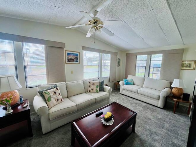 19436 Bermuda Ct., North Fort Myers, Florida 33903, 2 Bedrooms Bedrooms, ,1 BathroomBathrooms,Mobile/manufactured,For Sale,Bermuda Ct.,11686212