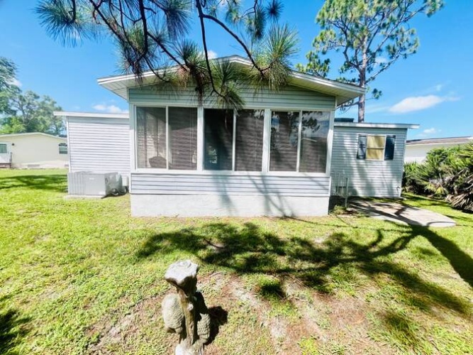 19466 Ravines Ct., North Fort Myers, Florida 33903, 2 Bedrooms Bedrooms, ,2 BathroomsBathrooms,Mobile/manufactured,For Sale,Ravines Ct.,11323438