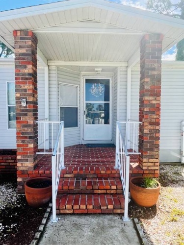 19466 Ravines Ct., North Fort Myers, Florida 33903, 2 Bedrooms Bedrooms, ,2 BathroomsBathrooms,Mobile/manufactured,For Sale,Ravines Ct.,11323438