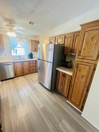 19466 Ravines Ct., North Fort Myers, Florida 33903, 2 Bedrooms Bedrooms, ,2 BathroomsBathrooms,Mobile/manufactured,For Sale,Ravines Ct.,11323438