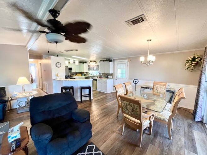 19261 Cedar Crest Ct, North Fort Myers, Florida 33903, 2 Bedrooms Bedrooms, ,2 BathroomsBathrooms,Mobile/manufactured,For Sale,Cedar Crest Ct,11600466