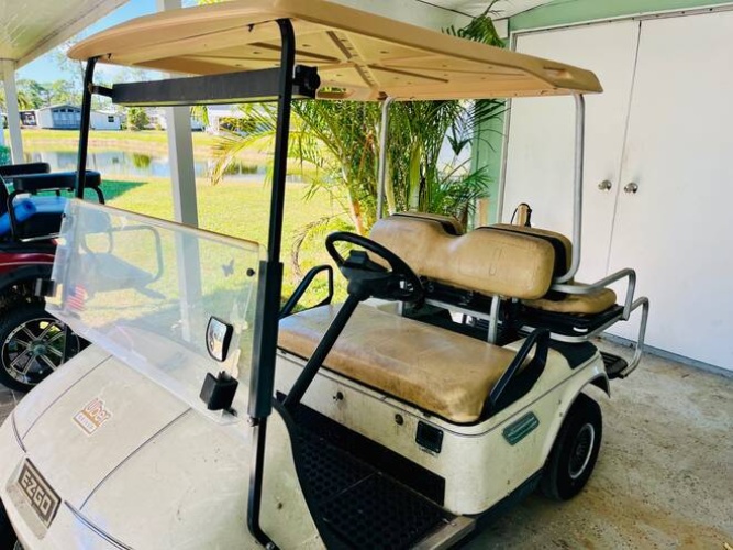 19261 Cedar Crest Ct, North Fort Myers, Florida 33903, 2 Bedrooms Bedrooms, ,2 BathroomsBathrooms,Mobile/manufactured,For Sale,Cedar Crest Ct,11600466