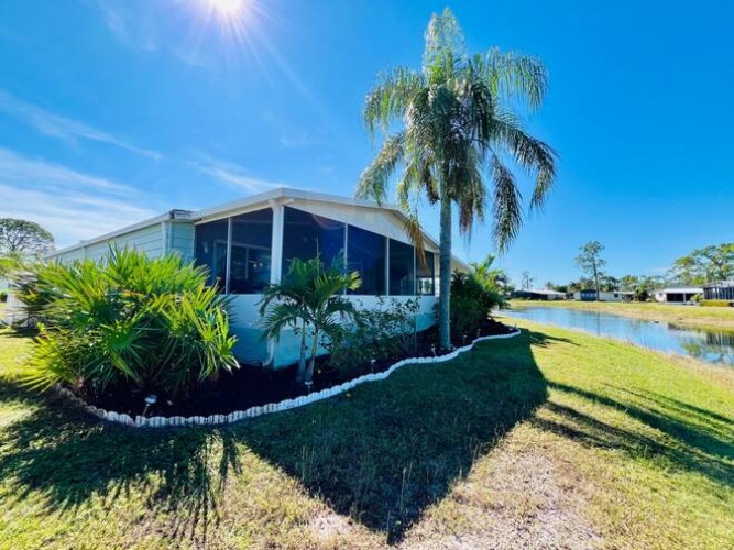 19261 Cedar Crest Ct, North Fort Myers, Florida 33903, 2 Bedrooms Bedrooms, ,2 BathroomsBathrooms,Mobile/manufactured,For Sale,Cedar Crest Ct,11600466