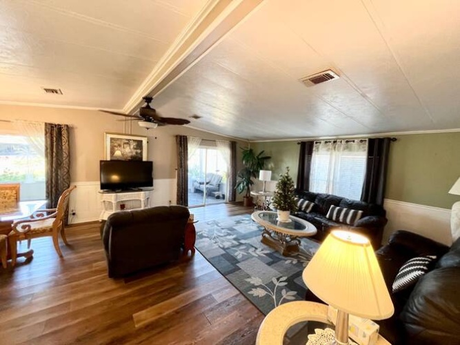 19261 Cedar Crest Ct, North Fort Myers, Florida 33903, 2 Bedrooms Bedrooms, ,2 BathroomsBathrooms,Mobile/manufactured,For Sale,Cedar Crest Ct,11600466