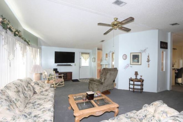 5471 Kingsbridge Dr, Sarasota, Florida 34241, 2 Bedrooms Bedrooms, ,2 BathroomsBathrooms,Mobile/manufactured,For Sale,Kingsbridge Dr,11590869