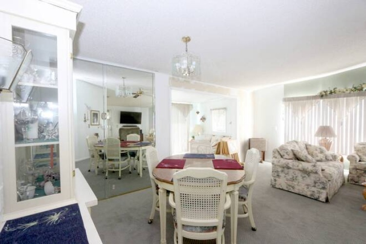 5471 Kingsbridge Dr, Sarasota, Florida 34241, 2 Bedrooms Bedrooms, ,2 BathroomsBathrooms,Mobile/manufactured,For Sale,Kingsbridge Dr,11590869