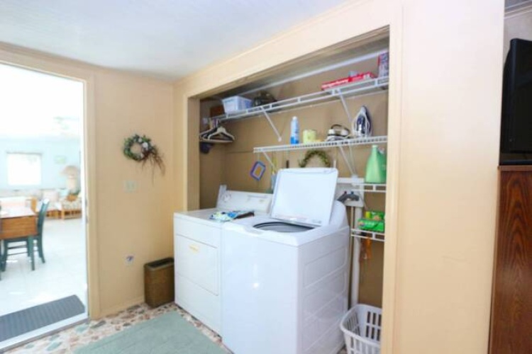 5471 Kingsbridge Dr, Sarasota, Florida 34241, 2 Bedrooms Bedrooms, ,2 BathroomsBathrooms,Mobile/manufactured,For Sale,Kingsbridge Dr,11590869