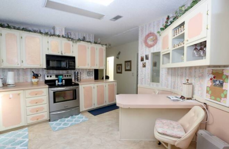 5471 Kingsbridge Dr, Sarasota, Florida 34241, 2 Bedrooms Bedrooms, ,2 BathroomsBathrooms,Mobile/manufactured,For Sale,Kingsbridge Dr,11590869