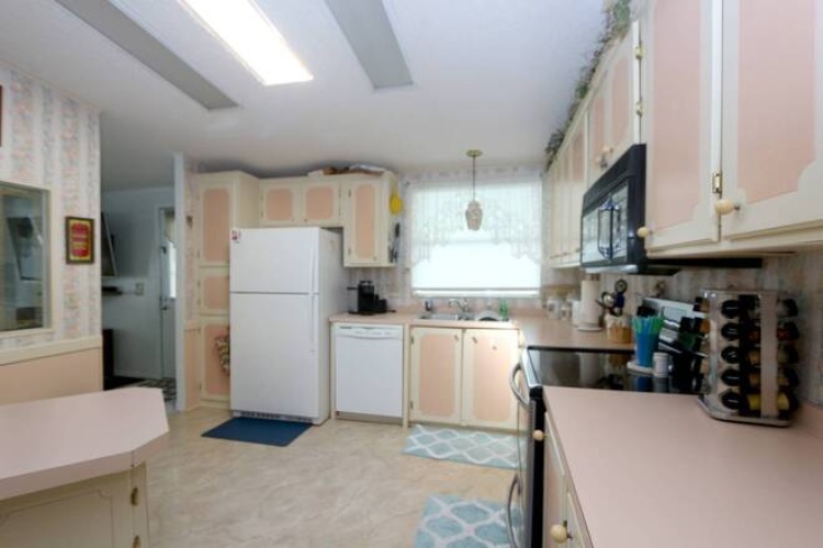 5471 Kingsbridge Dr, Sarasota, Florida 34241, 2 Bedrooms Bedrooms, ,2 BathroomsBathrooms,Mobile/manufactured,For Sale,Kingsbridge Dr,11590869