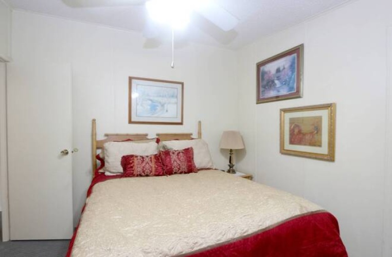 5471 Kingsbridge Dr, Sarasota, Florida 34241, 2 Bedrooms Bedrooms, ,2 BathroomsBathrooms,Mobile/manufactured,For Sale,Kingsbridge Dr,11590869