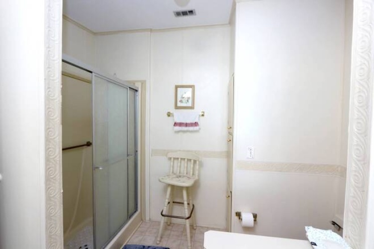 5471 Kingsbridge Dr, Sarasota, Florida 34241, 2 Bedrooms Bedrooms, ,2 BathroomsBathrooms,Mobile/manufactured,For Sale,Kingsbridge Dr,11590869