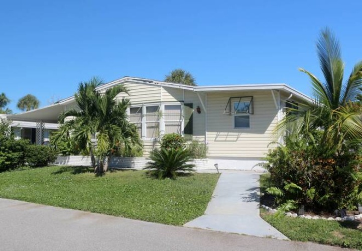 5471 Kingsbridge Dr, Sarasota, Florida 34241, 2 Bedrooms Bedrooms, ,2 BathroomsBathrooms,Mobile/manufactured,For Sale,Kingsbridge Dr,11590869