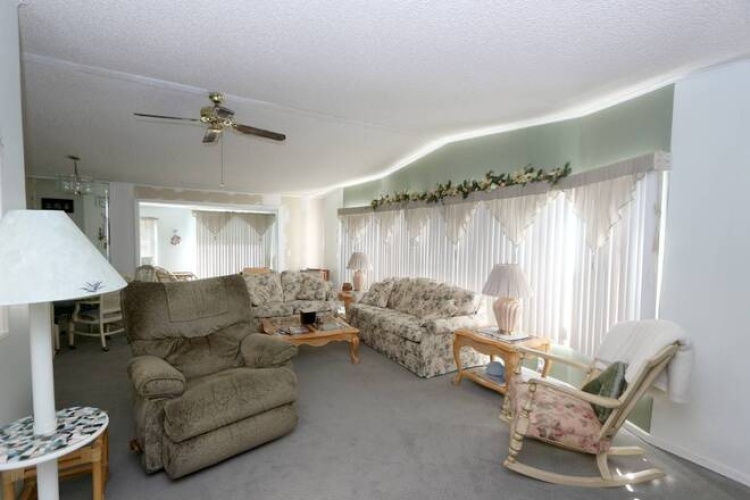5471 Kingsbridge Dr, Sarasota, Florida 34241, 2 Bedrooms Bedrooms, ,2 BathroomsBathrooms,Mobile/manufactured,For Sale,Kingsbridge Dr,11590869