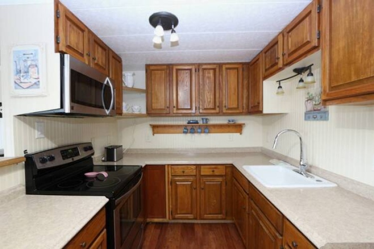 3115 Saralake Dr N, Sarasota, Florida 34239, 1 Bedroom Bedrooms, ,1 BathroomBathrooms,Mobile/manufactured,For Sale,Saralake Dr N,11689073