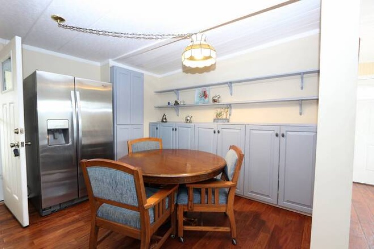 3115 Saralake Dr N, Sarasota, Florida 34239, 1 Bedroom Bedrooms, ,1 BathroomBathrooms,Mobile/manufactured,For Sale,Saralake Dr N,11689073