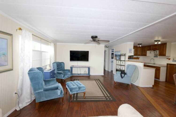 3115 Saralake Dr N, Sarasota, Florida 34239, 1 Bedroom Bedrooms, ,1 BathroomBathrooms,Mobile/manufactured,For Sale,Saralake Dr N,11689073