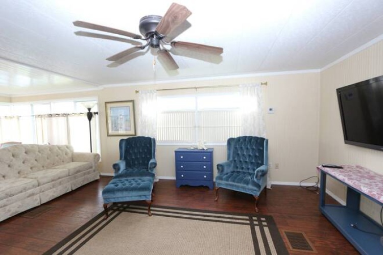 3115 Saralake Dr N, Sarasota, Florida 34239, 1 Bedroom Bedrooms, ,1 BathroomBathrooms,Mobile/manufactured,For Sale,Saralake Dr N,11689073